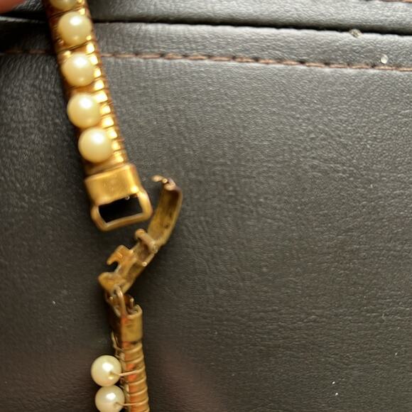 Vintage | Faux Pearl Gold Tone Stretch Belt - Picture 5 of 9